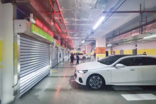 貴陽沙河街智慧停車場投用：兩分鐘存取車緩解就醫(yī)周邊擁堵